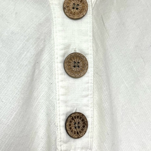 White Organic Cotton Button-Up Top - Picture 2 of 4